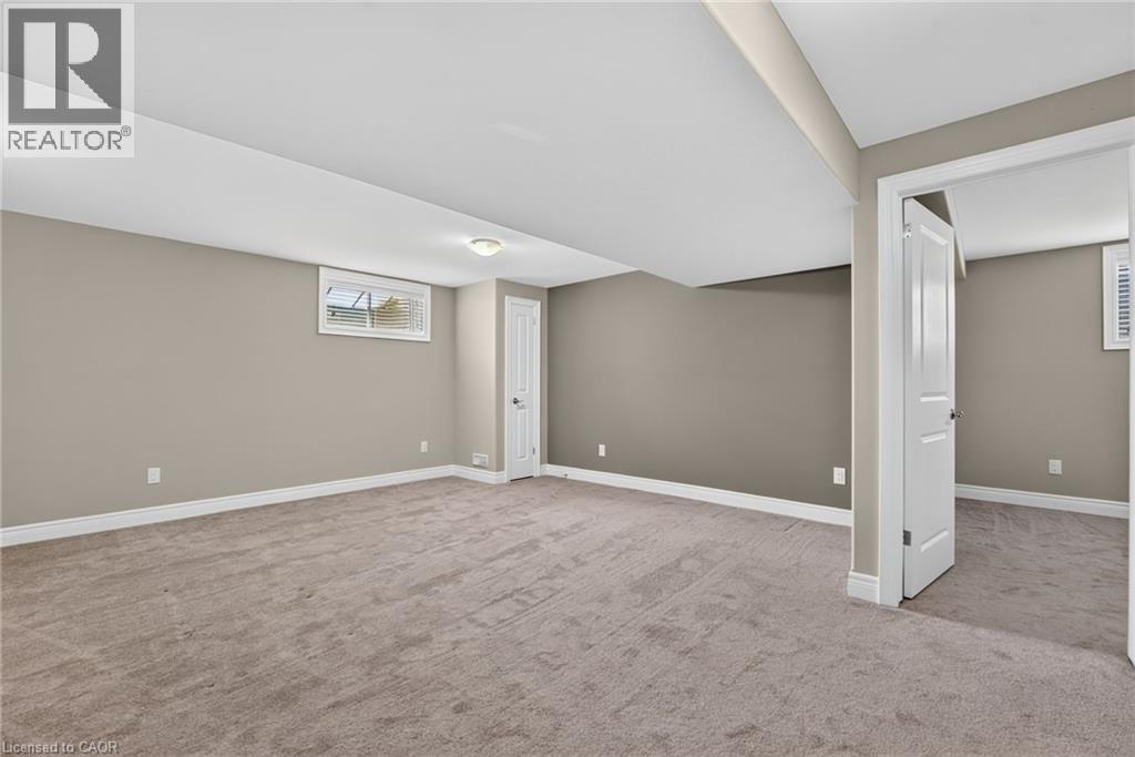 25 RICHARD Crescent - 24