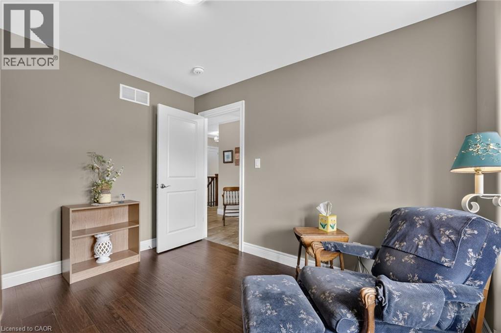 25 RICHARD Crescent - 20