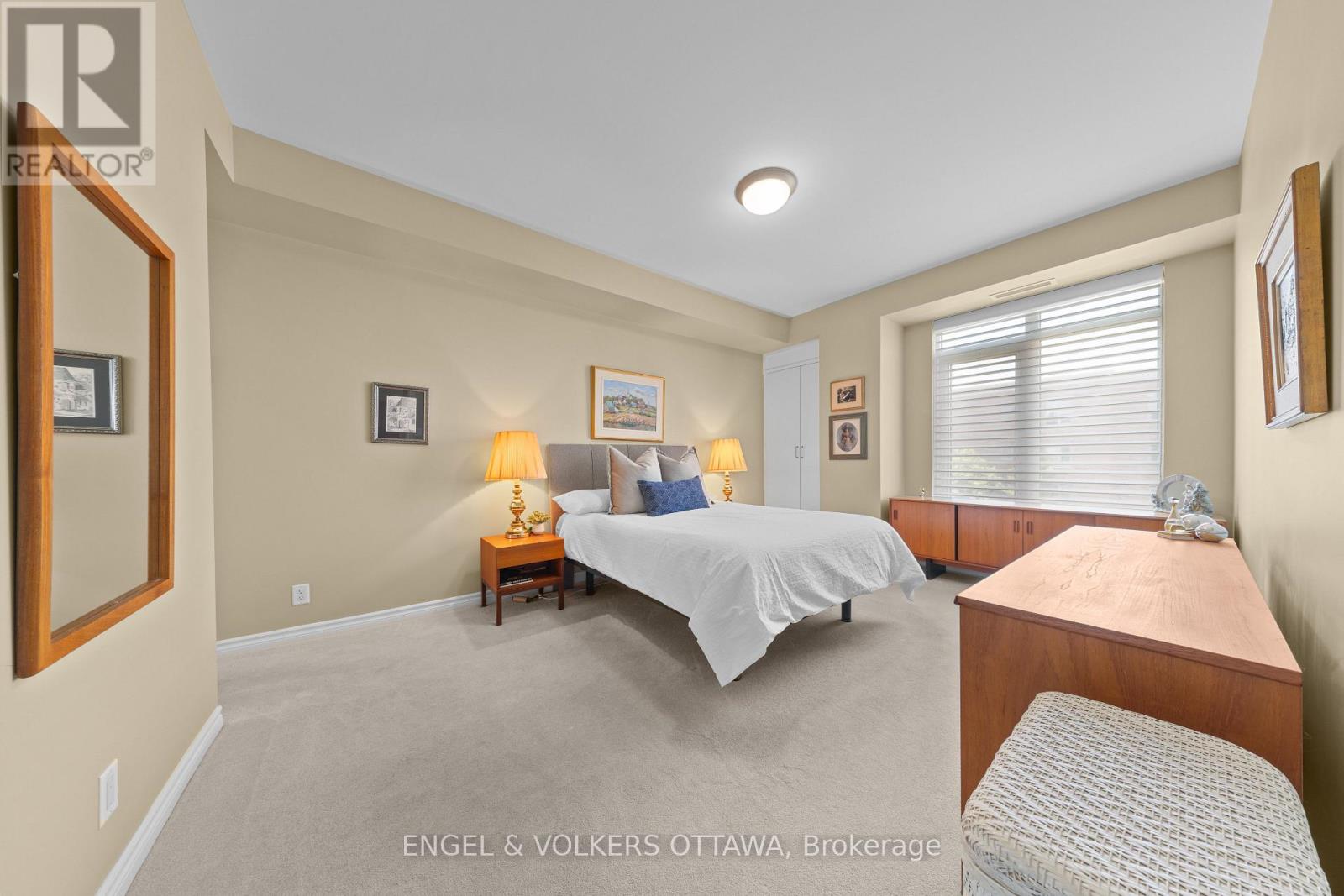 #304 205 BOLTON STREET - Image 23