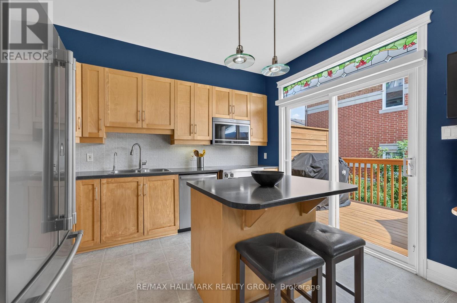 121 WEST VILLAGE PRIVATE - 10
