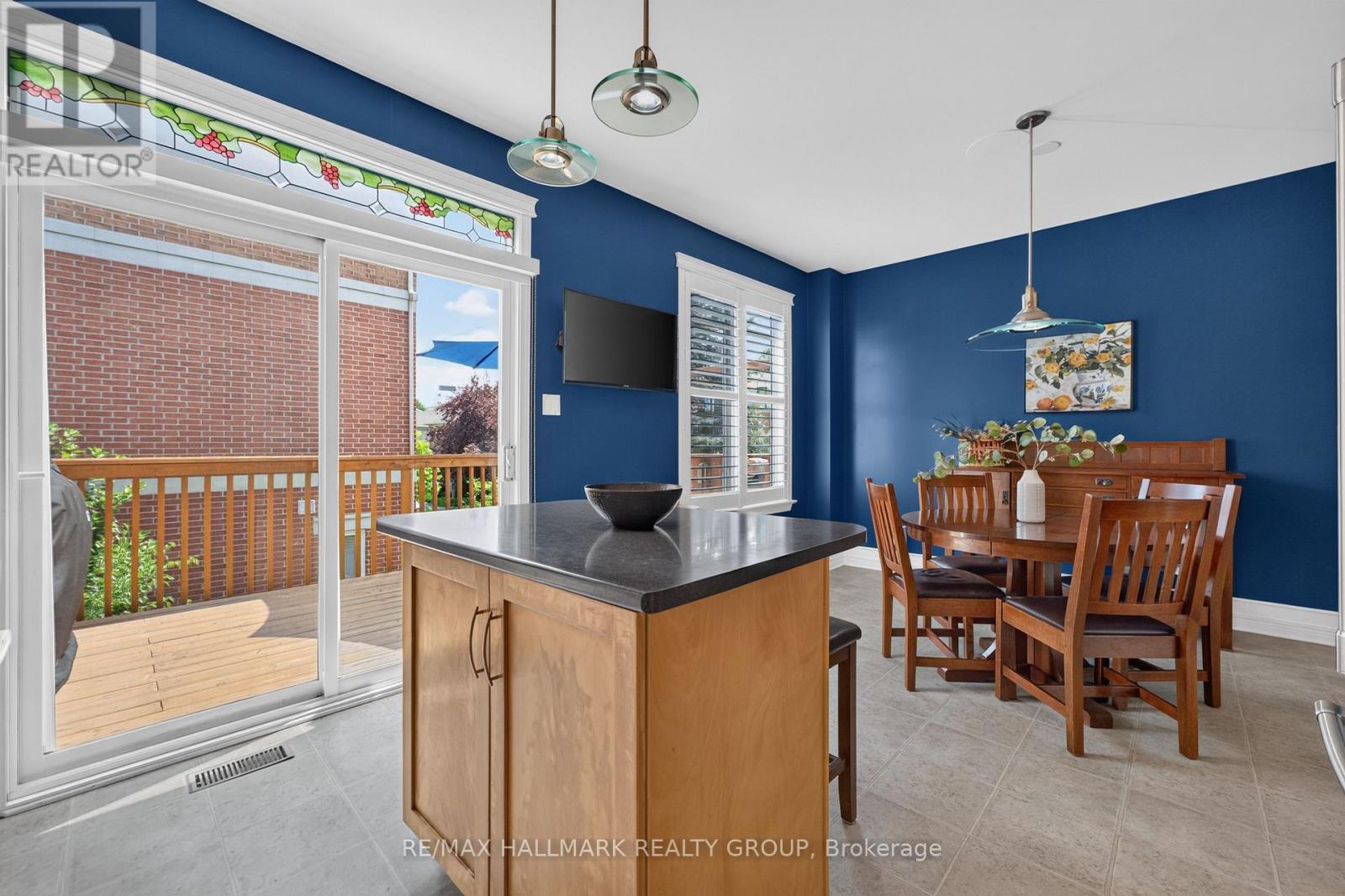 121 WEST VILLAGE PRIVATE - 12