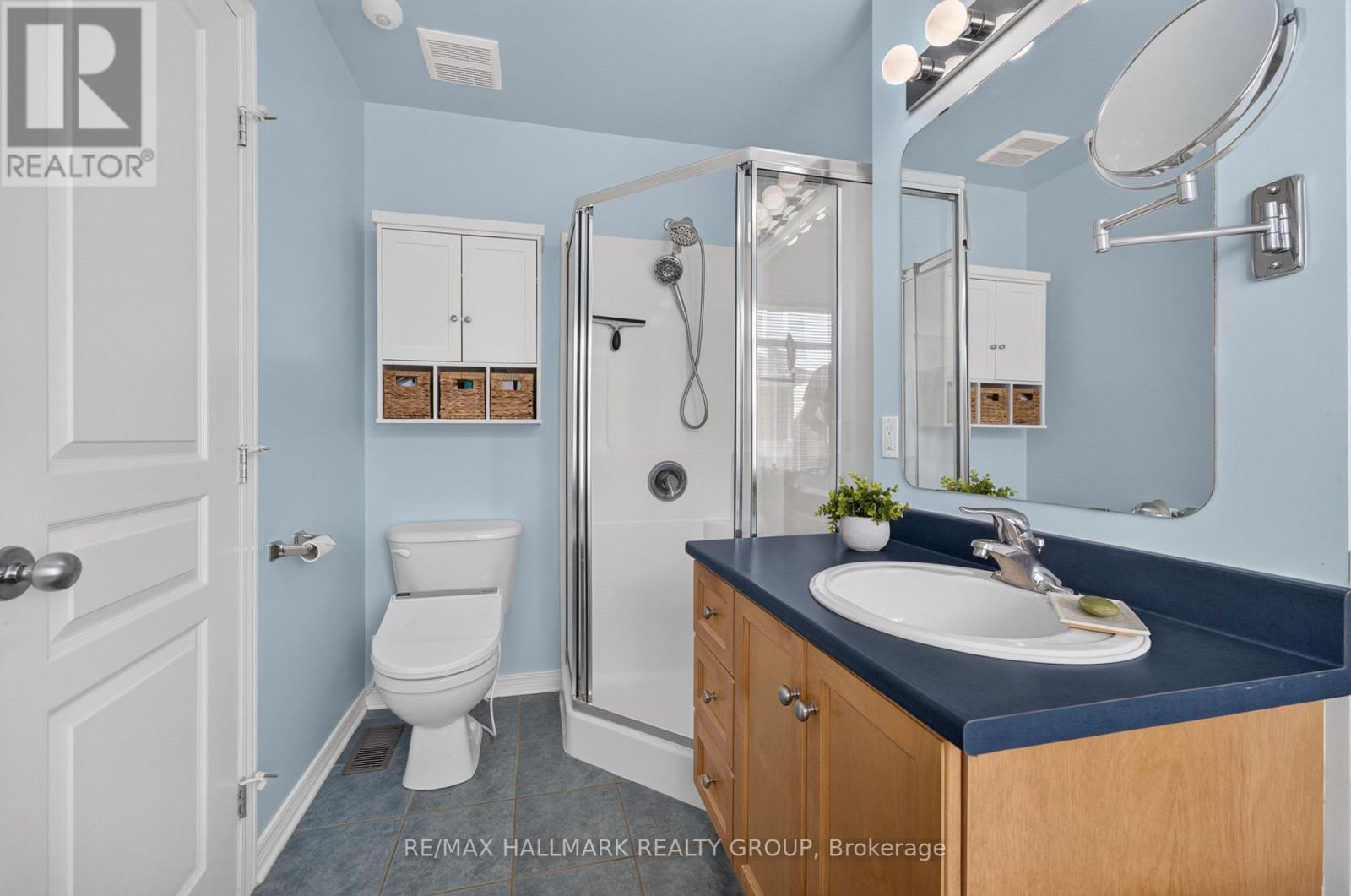 121 WEST VILLAGE PRIVATE - 16