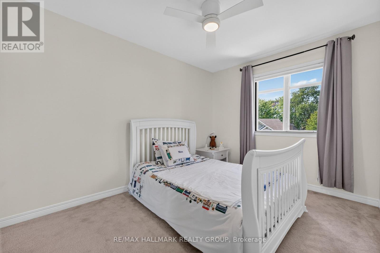 121 WEST VILLAGE PRIVATE - 18