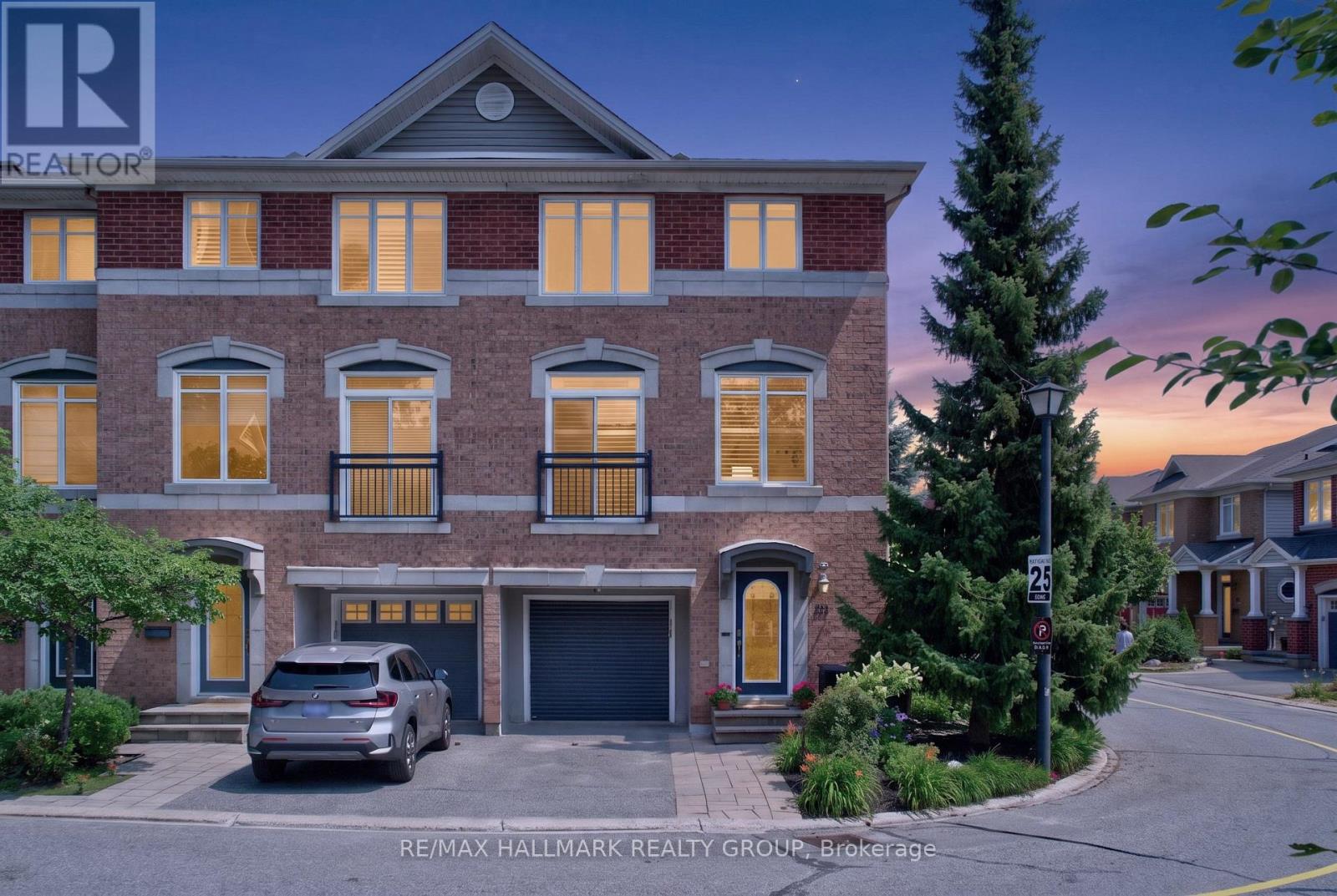 121 WEST VILLAGE PRIVATE - 27