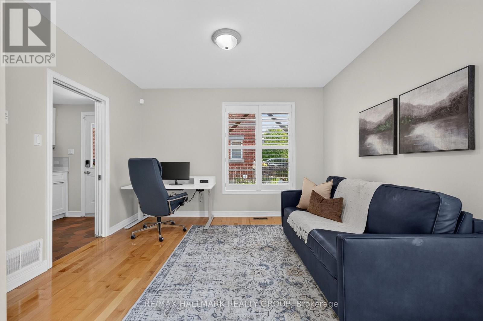 121 WEST VILLAGE PRIVATE - 3
