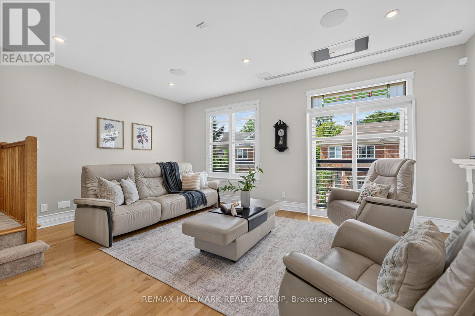 121 WEST VILLAGE PRIVATE - 5