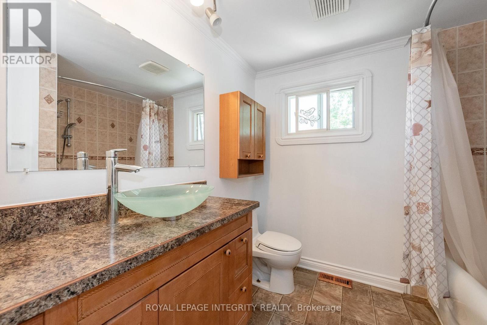 95 MCCLELLAN ROAD - 26