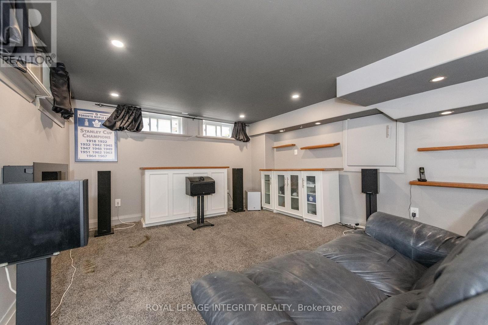 95 MCCLELLAN ROAD - 34