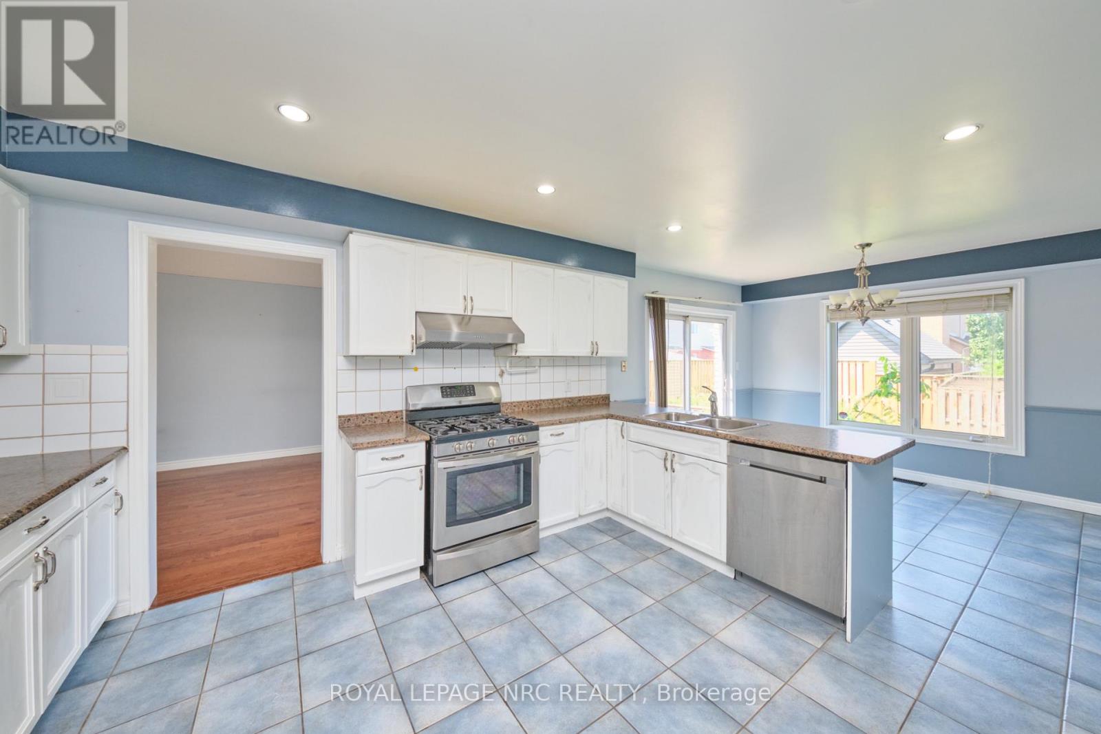 15 CREANONA BOULEVARD - 14
