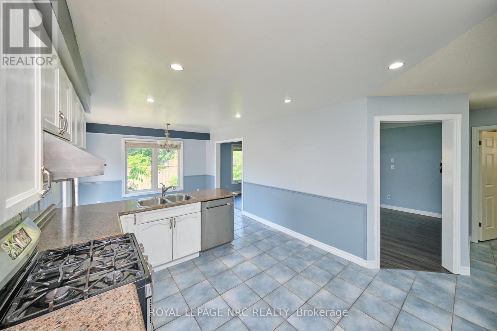 15 CREANONA BOULEVARD - 19