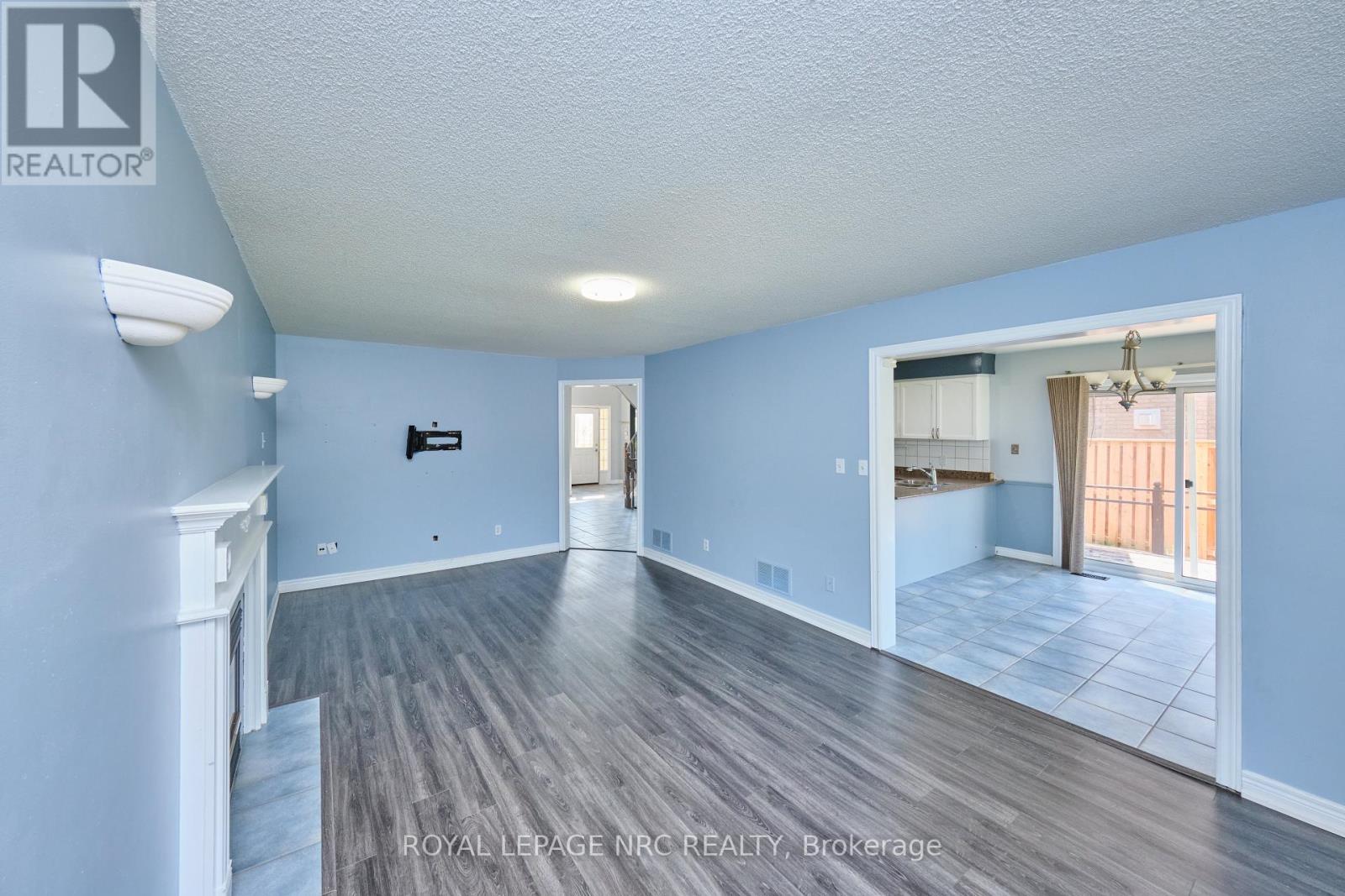 15 CREANONA BOULEVARD - 21