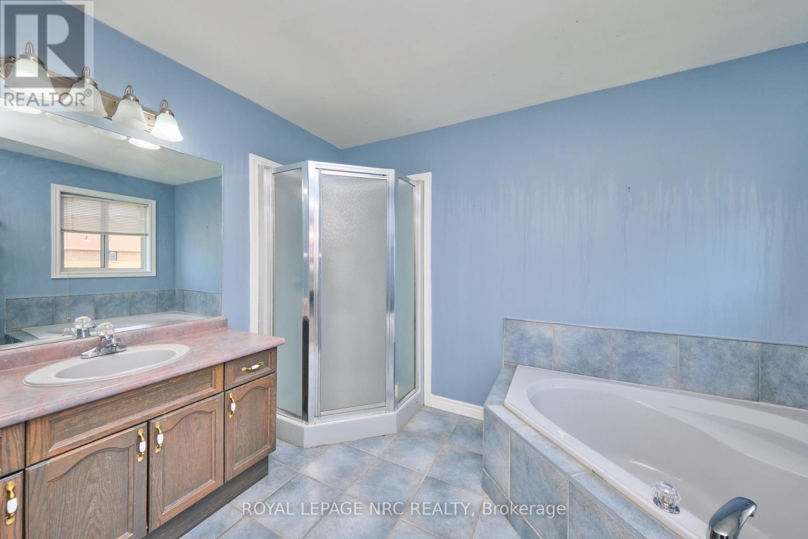 15 CREANONA BOULEVARD - 32