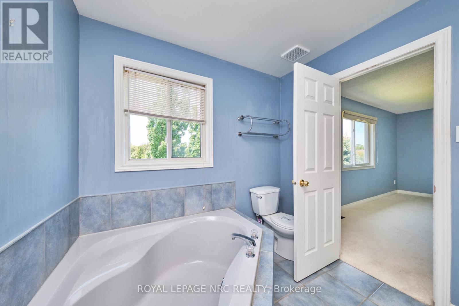 15 CREANONA BOULEVARD - 33