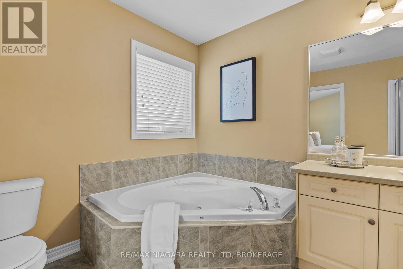 7040 ST MICHAEL AVENUE - 19