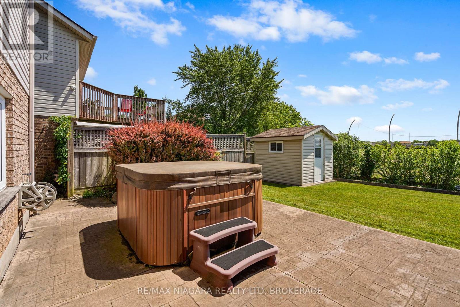 7040 ST MICHAEL AVENUE - 36
