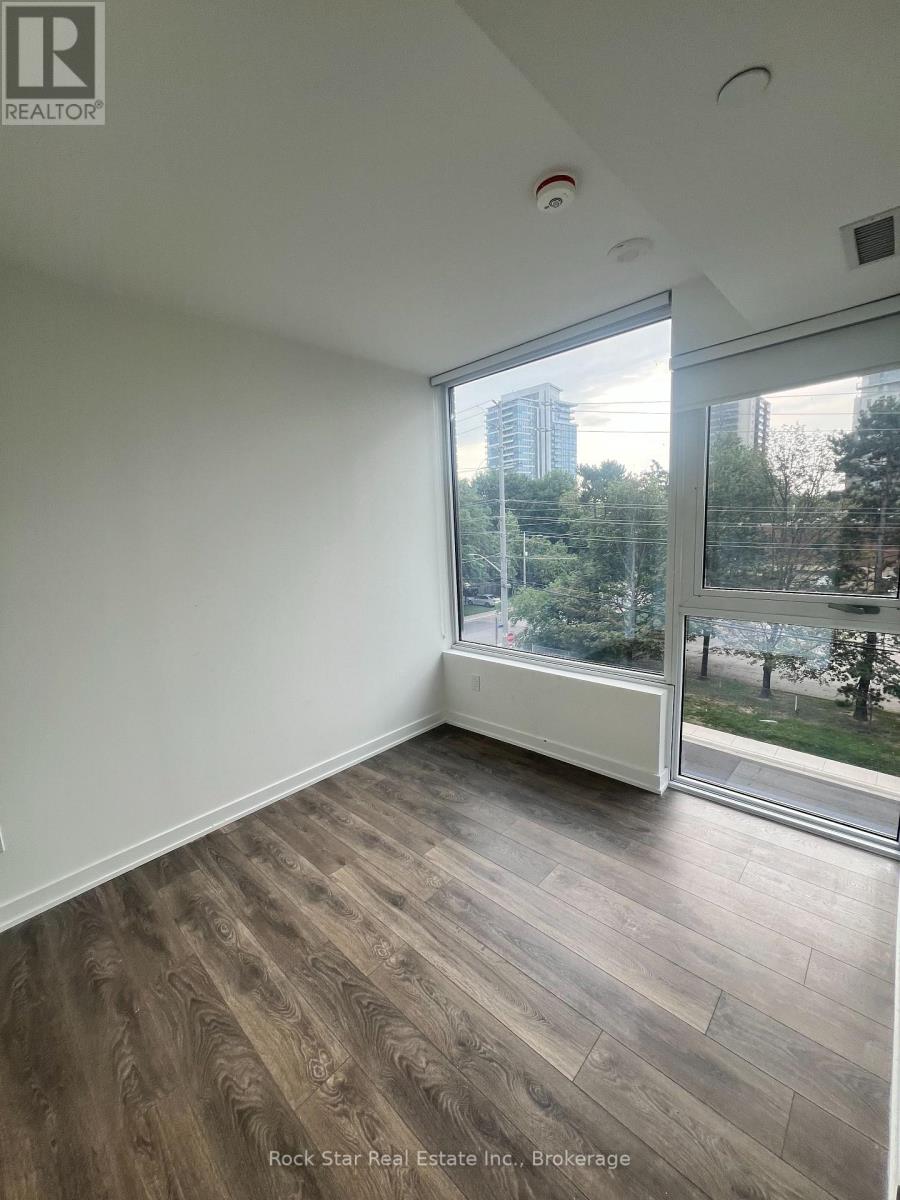 #209 28 ANN STREET - 14