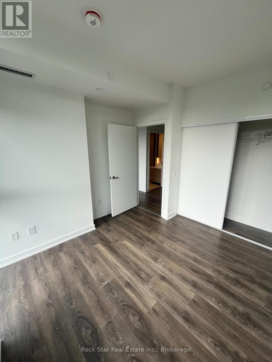 #209 28 ANN STREET - 17