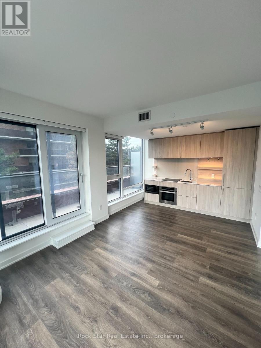 #209 28 ANN STREET - 5