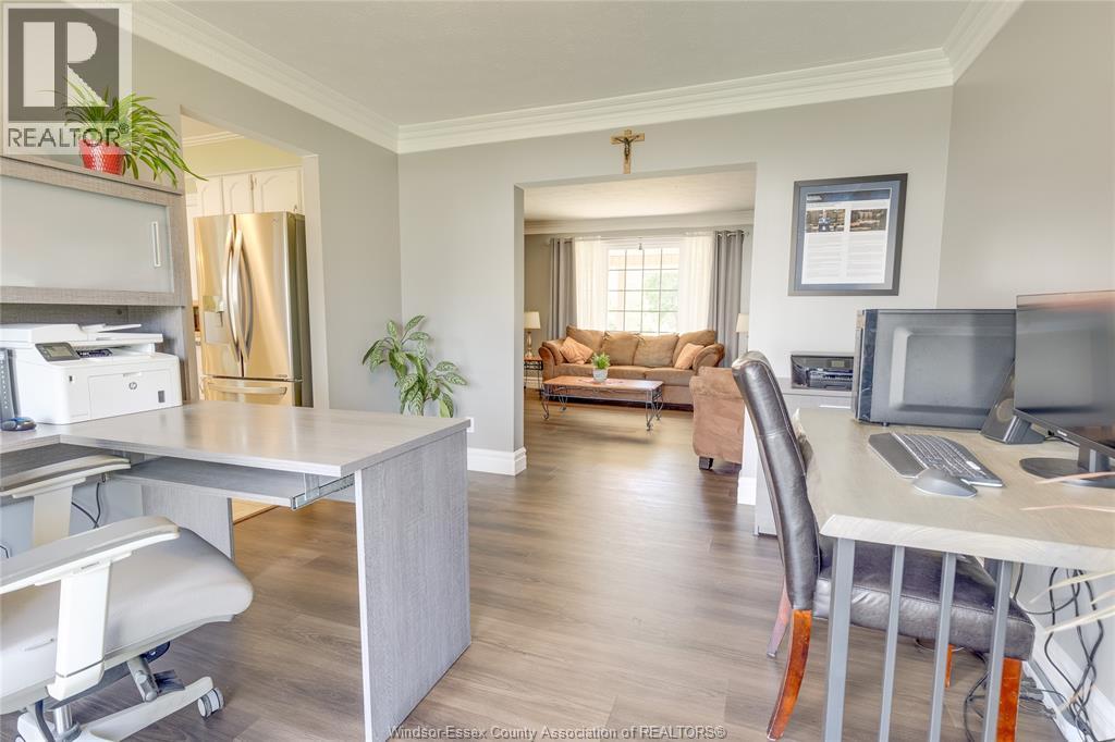 503 REGENT - 34