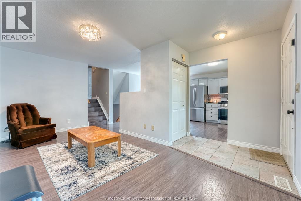 1329 FOSTER - 4