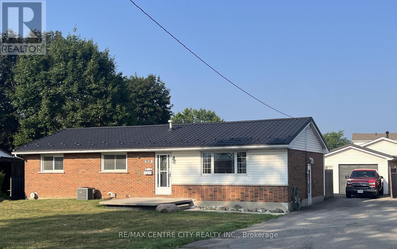 175 BANCROFT ROAD - 1
