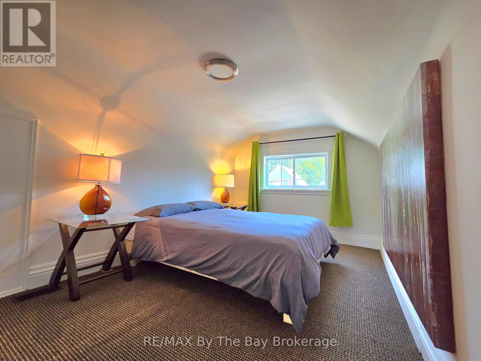 52 BERRY STREET - 17