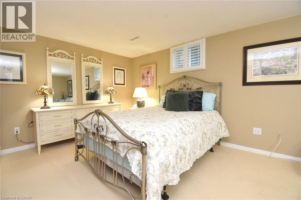 12 MCKEOWN Court - 29