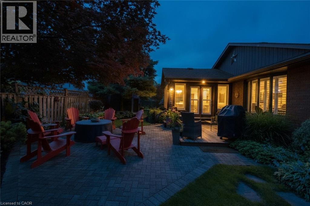 12 MCKEOWN Court - 35