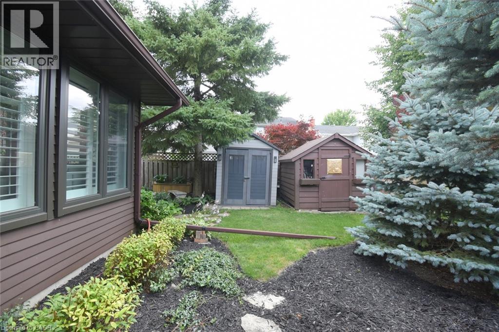 12 MCKEOWN Court - 45