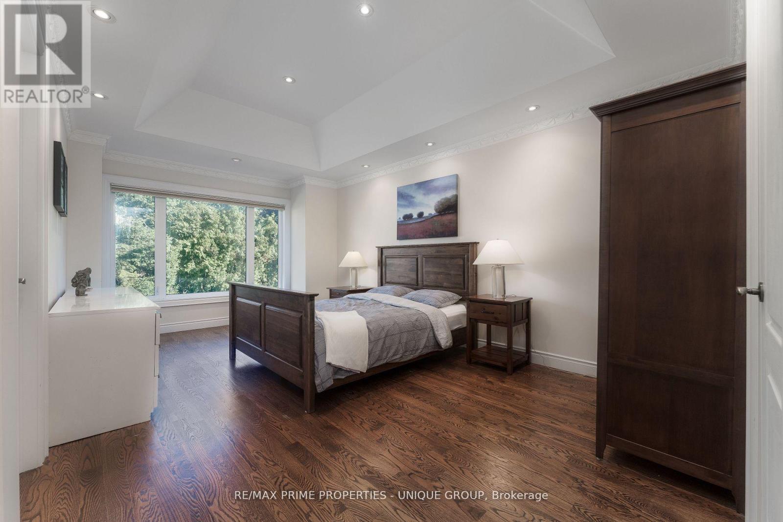 276 GREENFIELD AVENUE - 22
