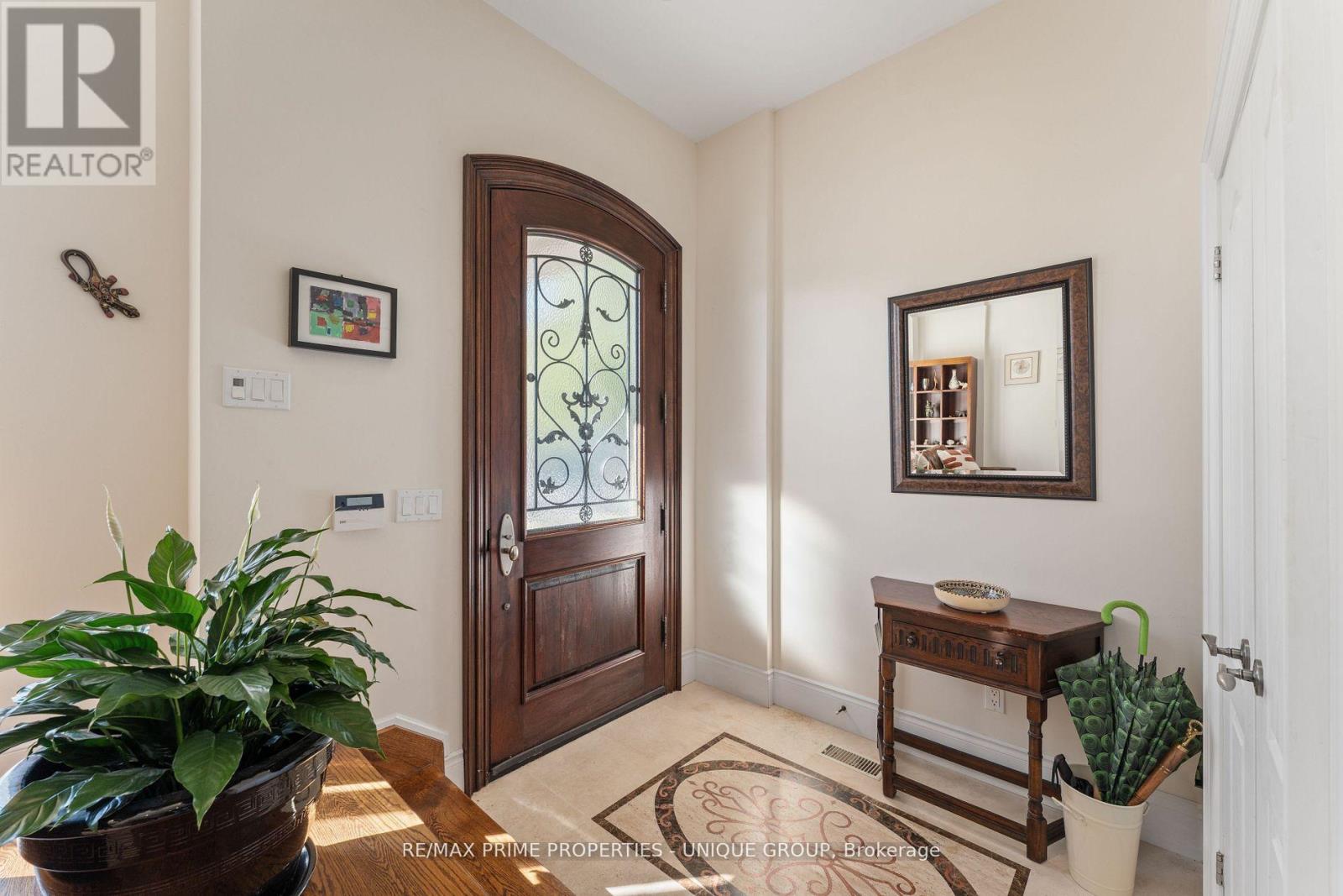 276 GREENFIELD AVENUE - 4