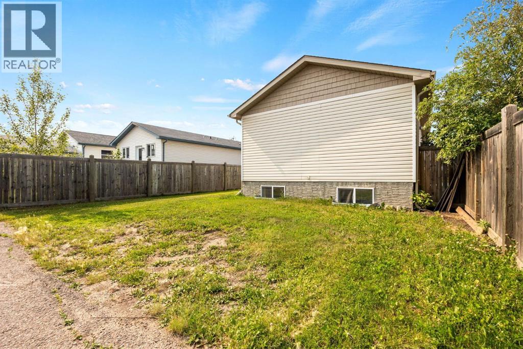 209 Ash Way - 32