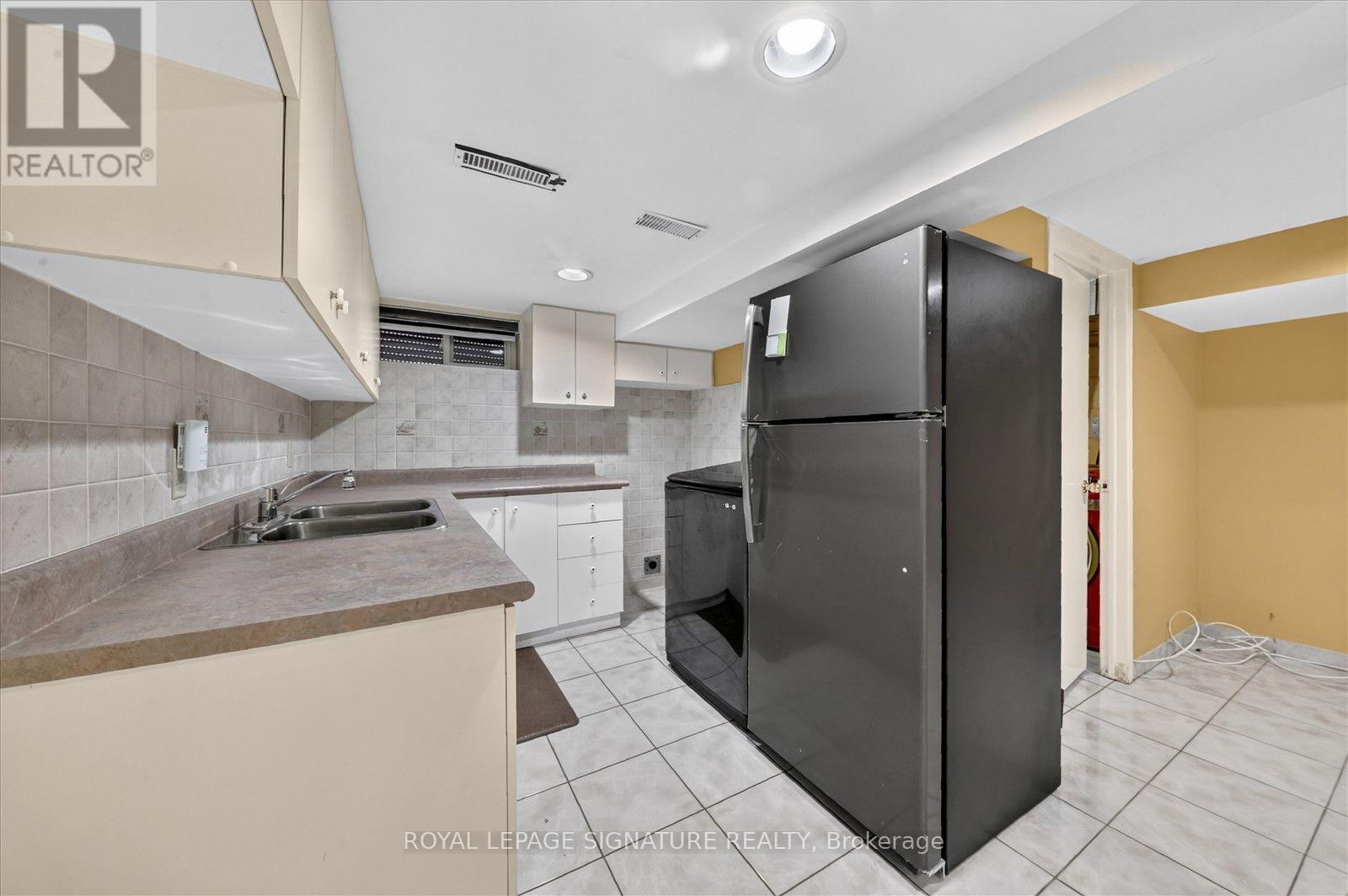 9 LEJUNE ROAD - 30