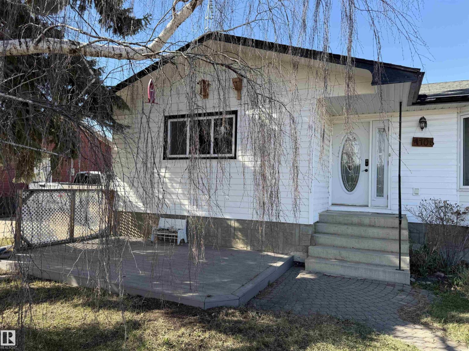 4706 54 Avenue - Photo 45