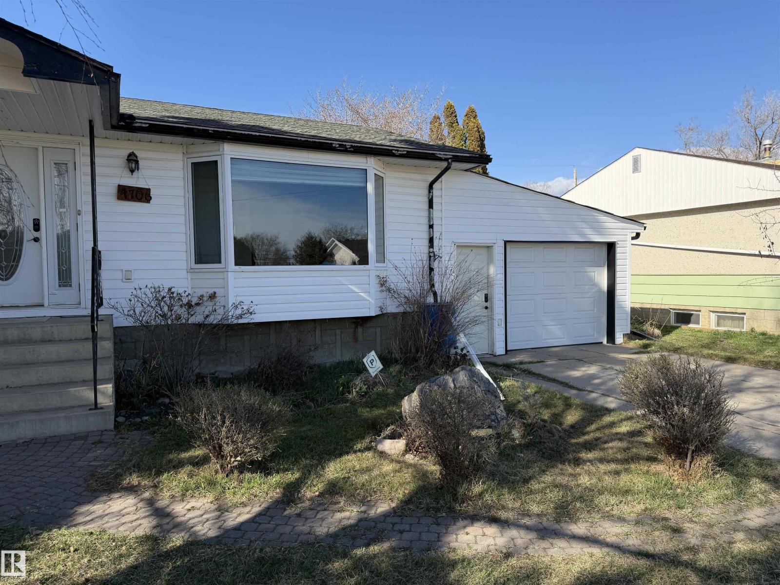 4706 54 Avenue - Photo 46