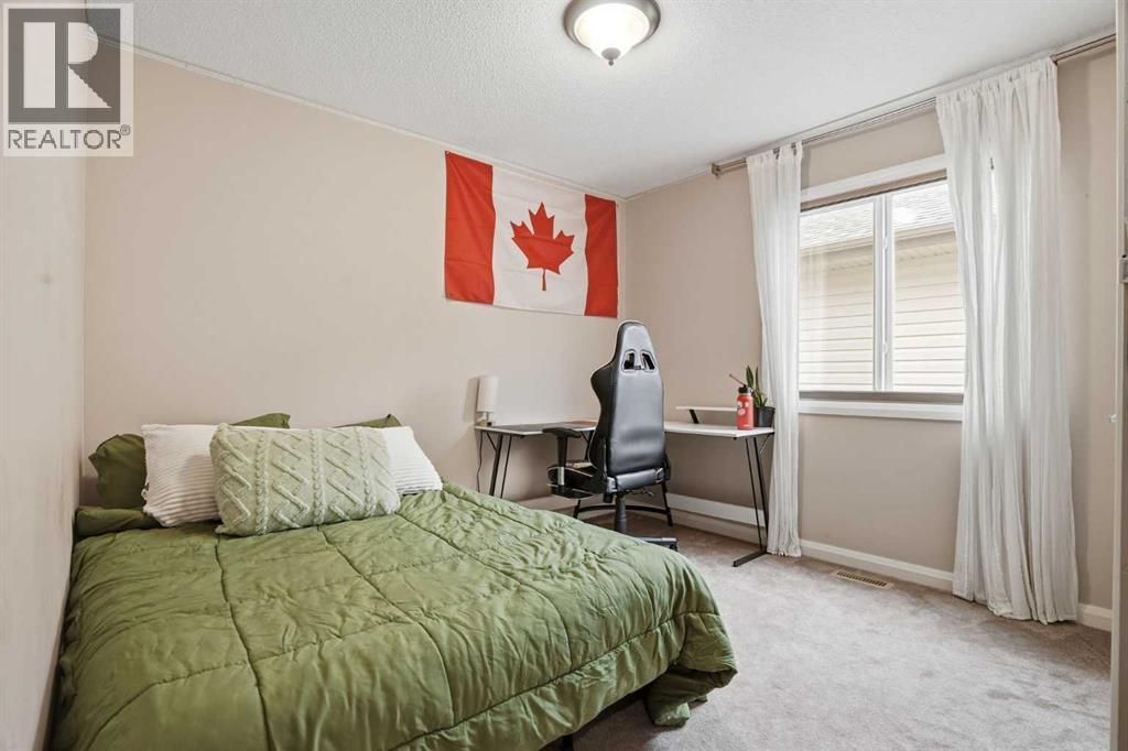 113 Sunset View, Cochrane