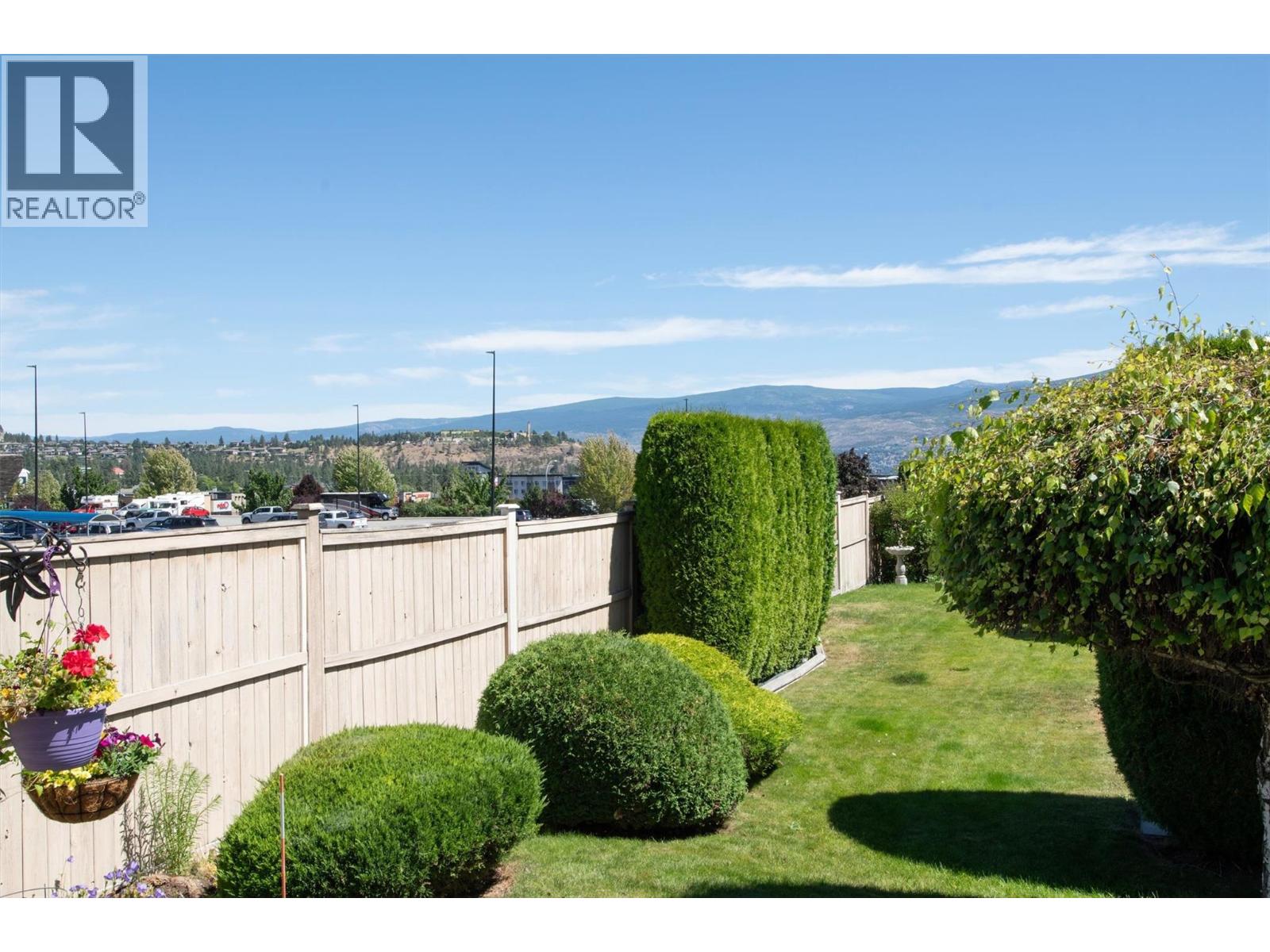 18 2210 Louie Drive, West Kelowna