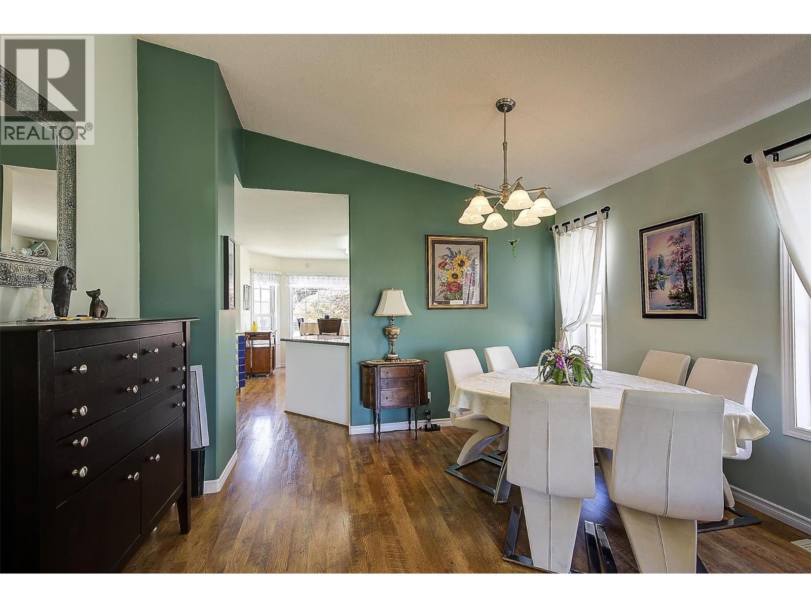 18 2210 Louie Drive, West Kelowna