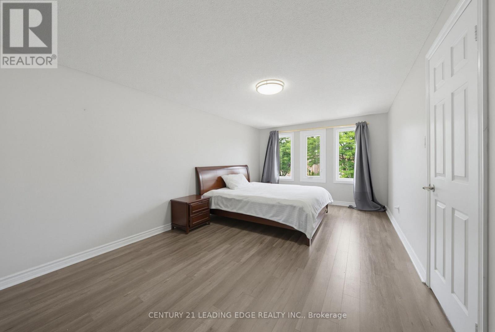 47 ELSON STREET - 29