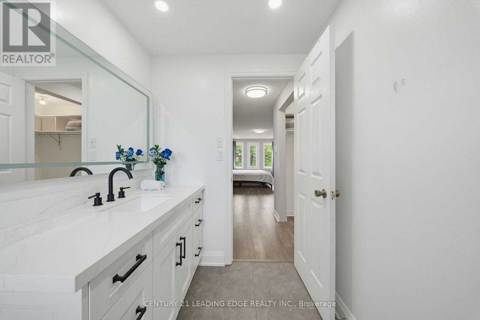 47 ELSON STREET - 32
