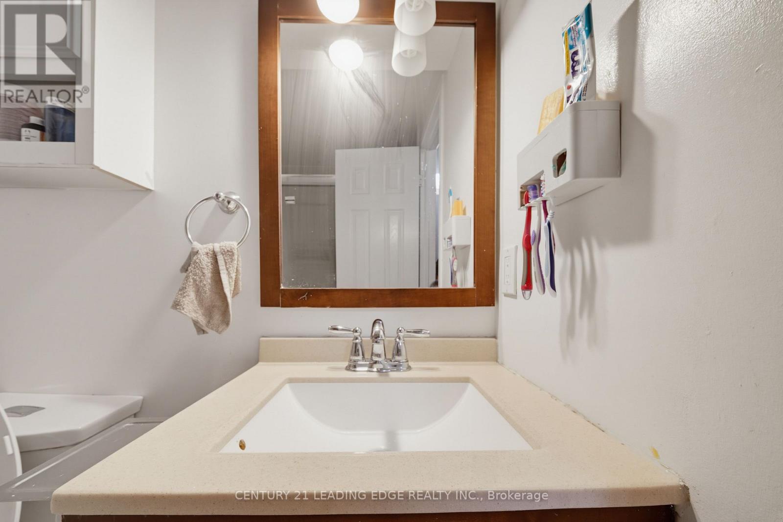 47 ELSON STREET - 46