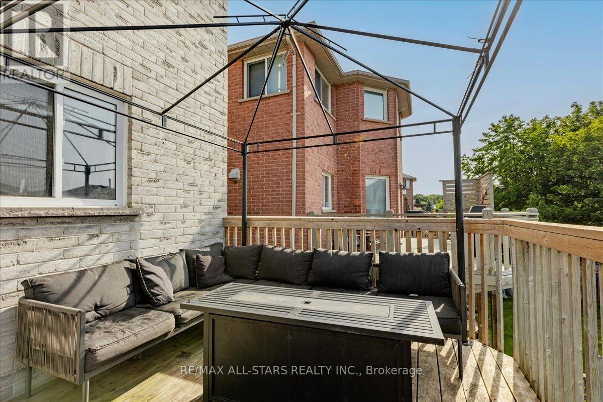 22 KELSEY CRESCENT - 33