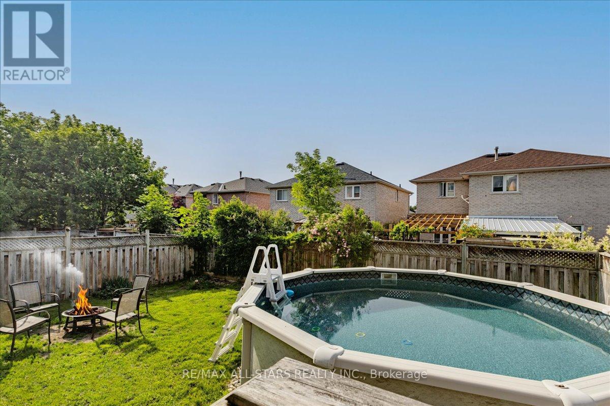 22 KELSEY CRESCENT - 35
