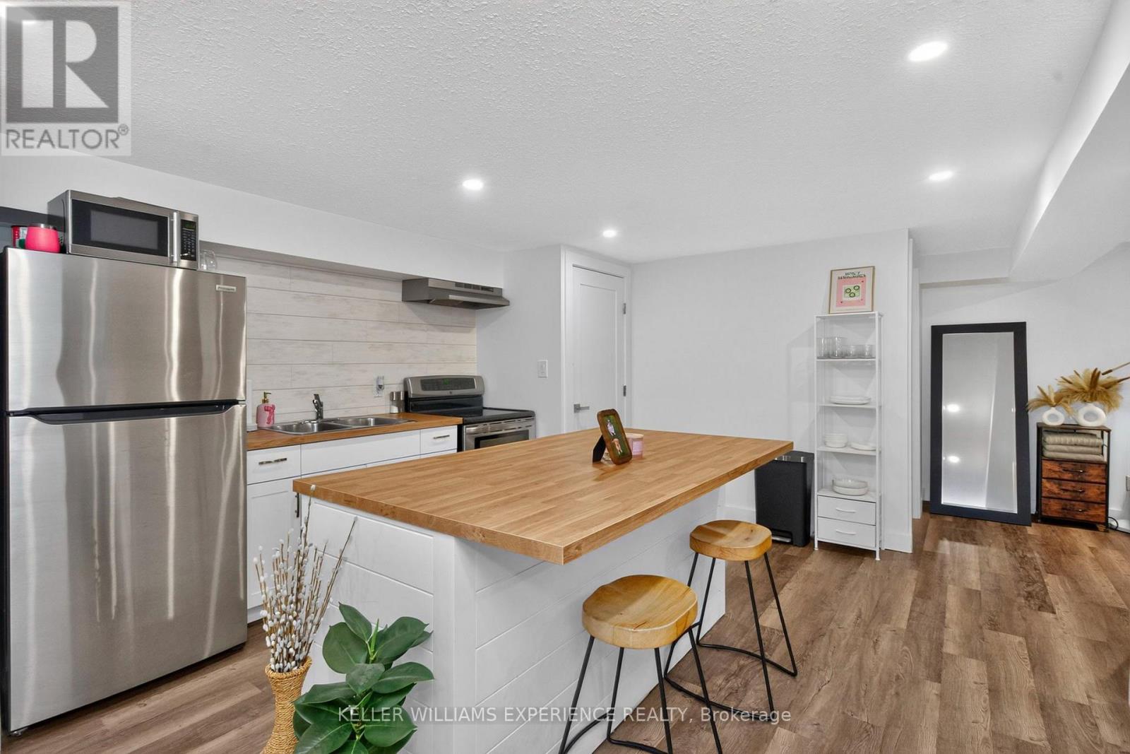320 6 CONCESSION E - Image 32
