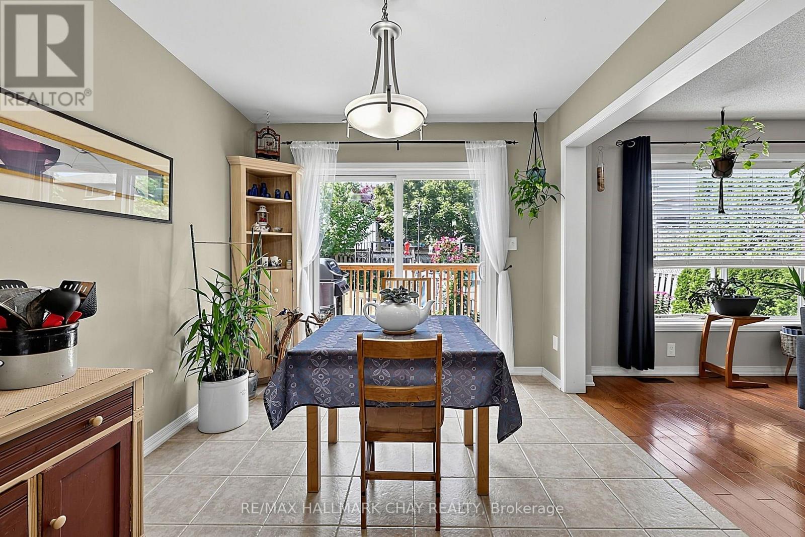 1426 BENSON STREET - 10