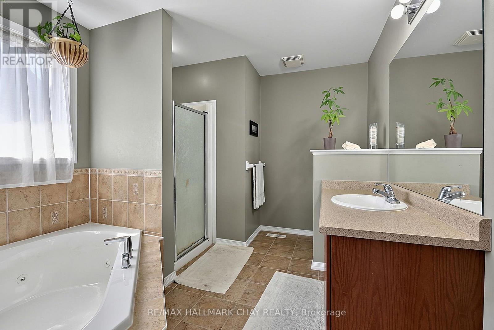 1426 BENSON STREET - 20
