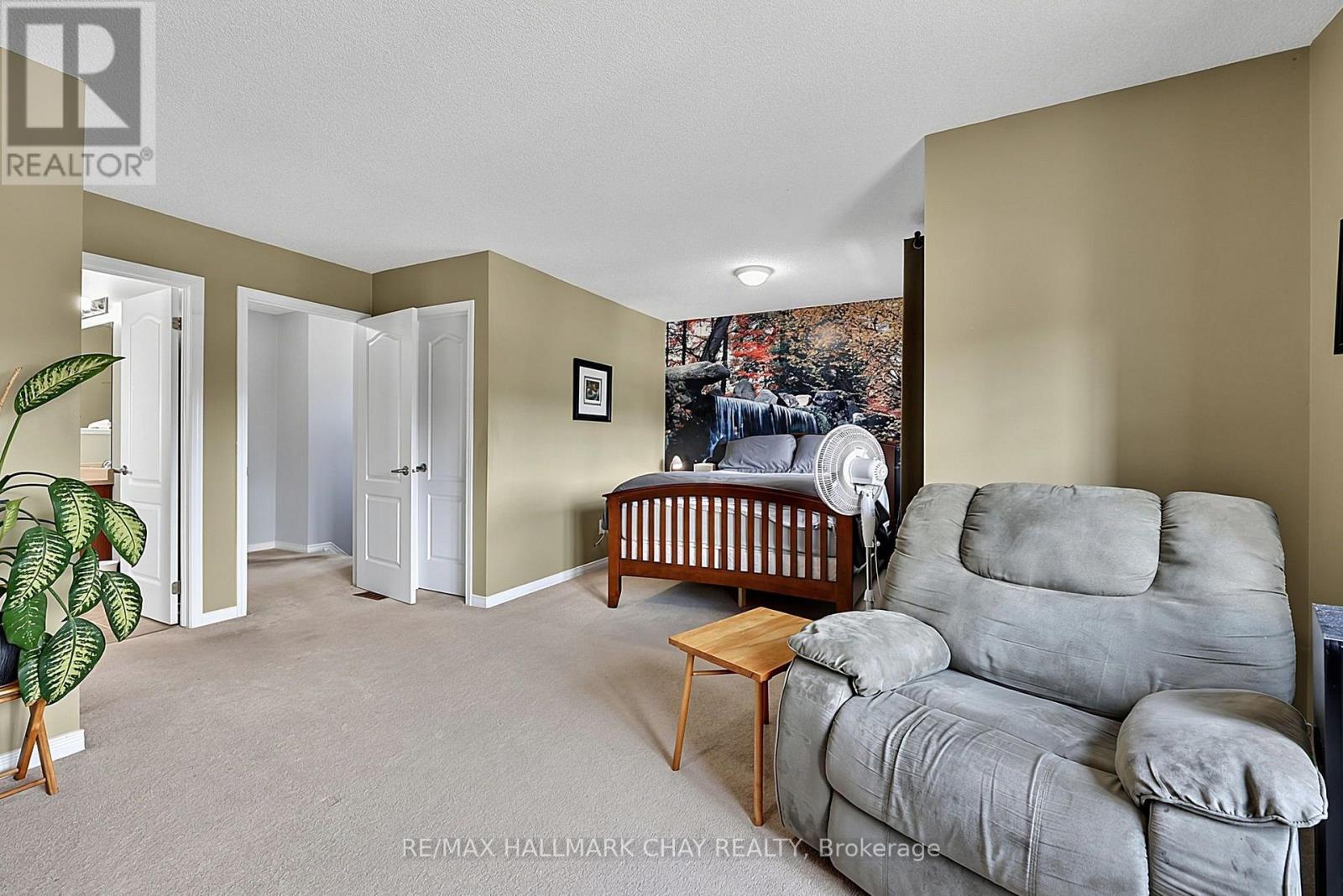 1426 BENSON STREET - 18