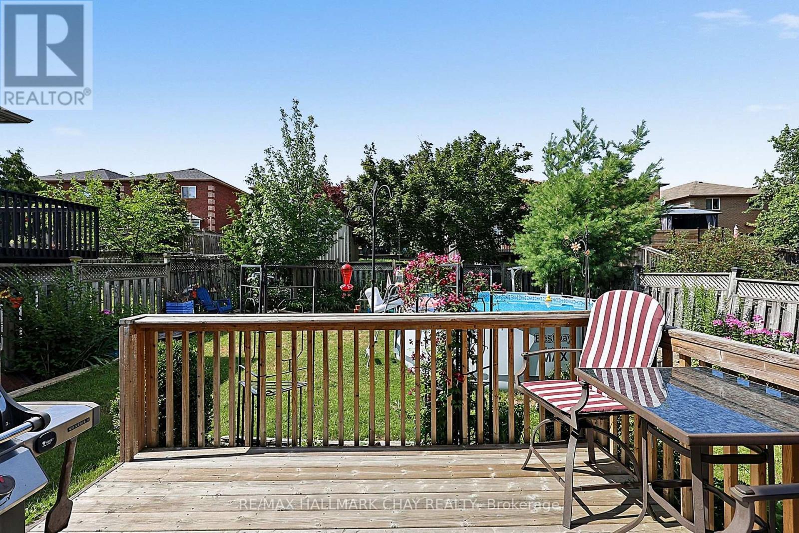 1426 BENSON STREET - 32