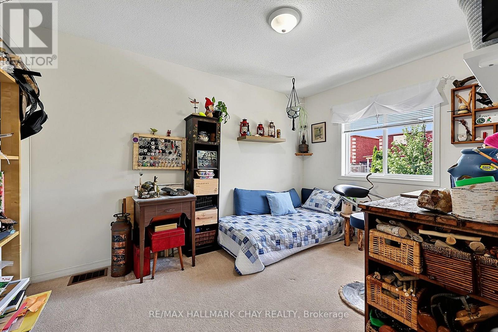 1426 BENSON STREET - 25