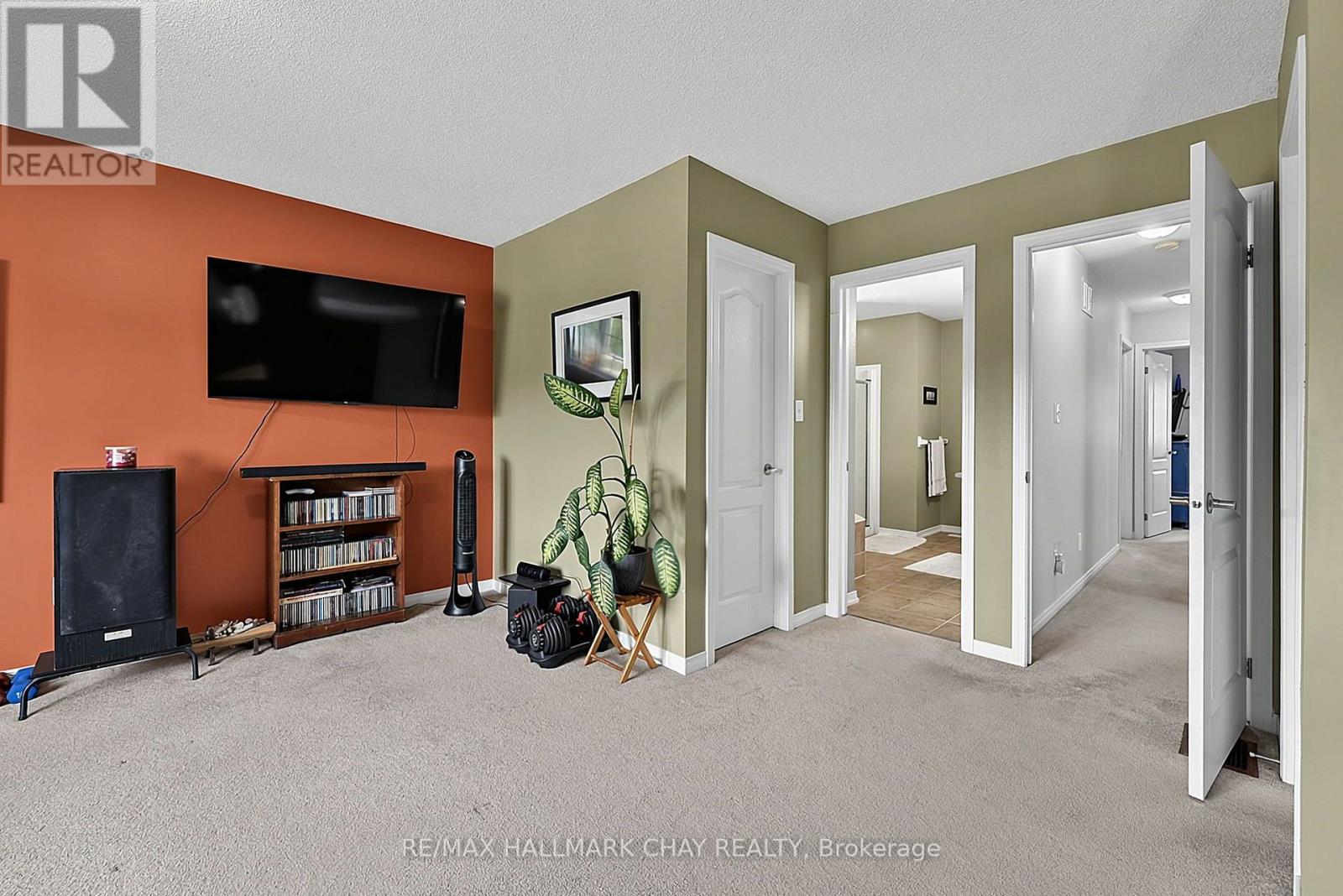 1426 BENSON STREET - 19